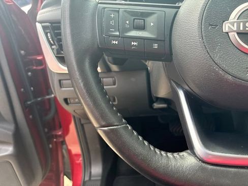 Used 2024 Nissan Rogue Platinum w/ Platinum Premium Package FWD image 23