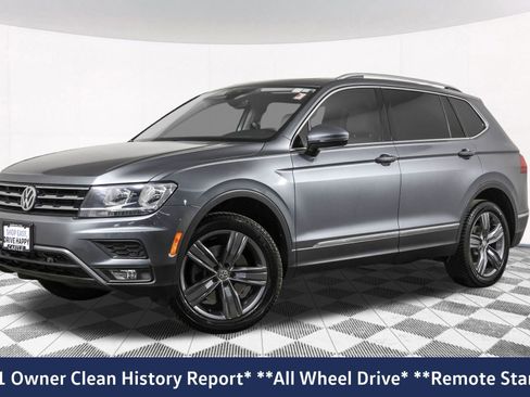 Used 2020 Volkswagen Tiguan SEL w/ Tiguan Two-Row MDO Package image 2