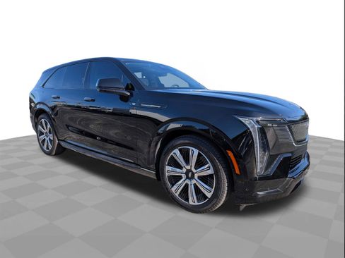 Certified 2025 Cadillac Escalade IQ Luxury 1 AWD/4WD image 2