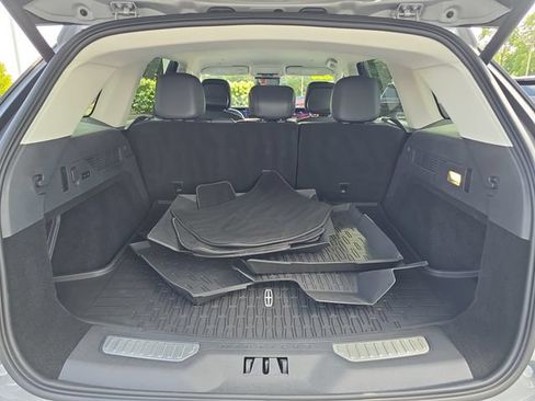 Certified 2026 Lincoln Nautilus Premier AWD/4WD image 27