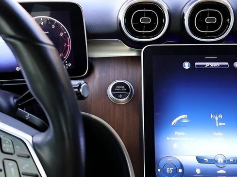 Certified 2022 Mercedes-Benz C 300 4MATIC Sedan image 28