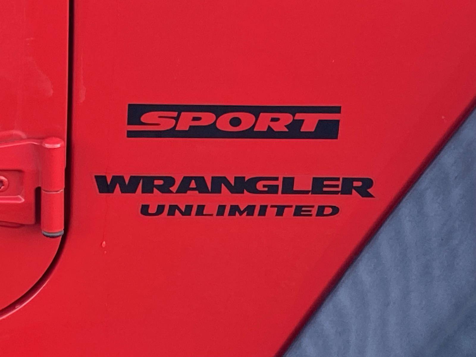 Used 2017 Jeep Wrangler Unlimited Sport w/ Quick Order Package 24S AWD/4WD image 12