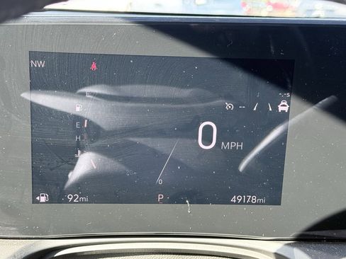 Used 2024 Buick Encore GX Sport Touring image 14