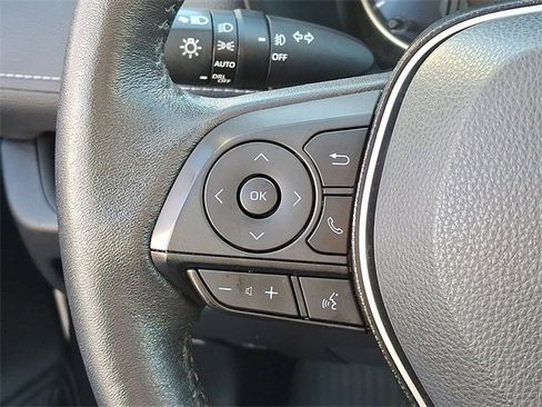 Used 2021 Toyota RAV4 XLE image 22