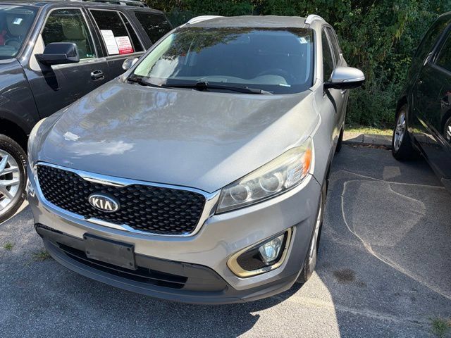 Used 2016 Kia Sorento AWD w/ LX Convenience Package image 1