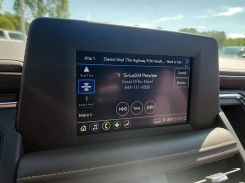Used 2022 Chevrolet Suburban LS AWD/4WD image 20