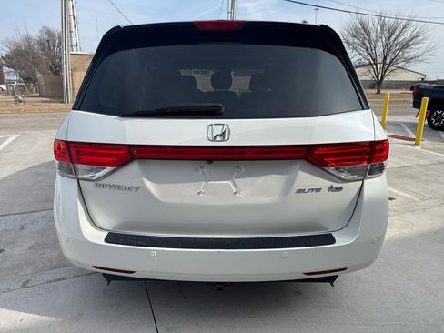 Used 2014 Honda Odyssey Touring image 12