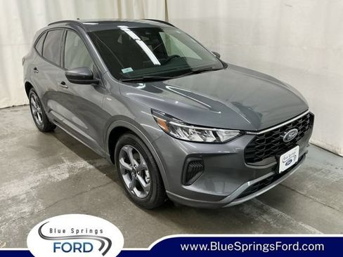 Used 2023 Ford Escape ST-Line w/ Tech Pack #1 FWD image 1