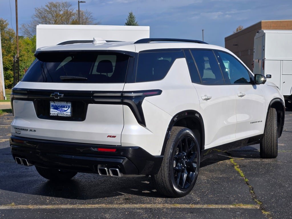 Certified 2024 Chevrolet Traverse RS AWD/4WD image 13