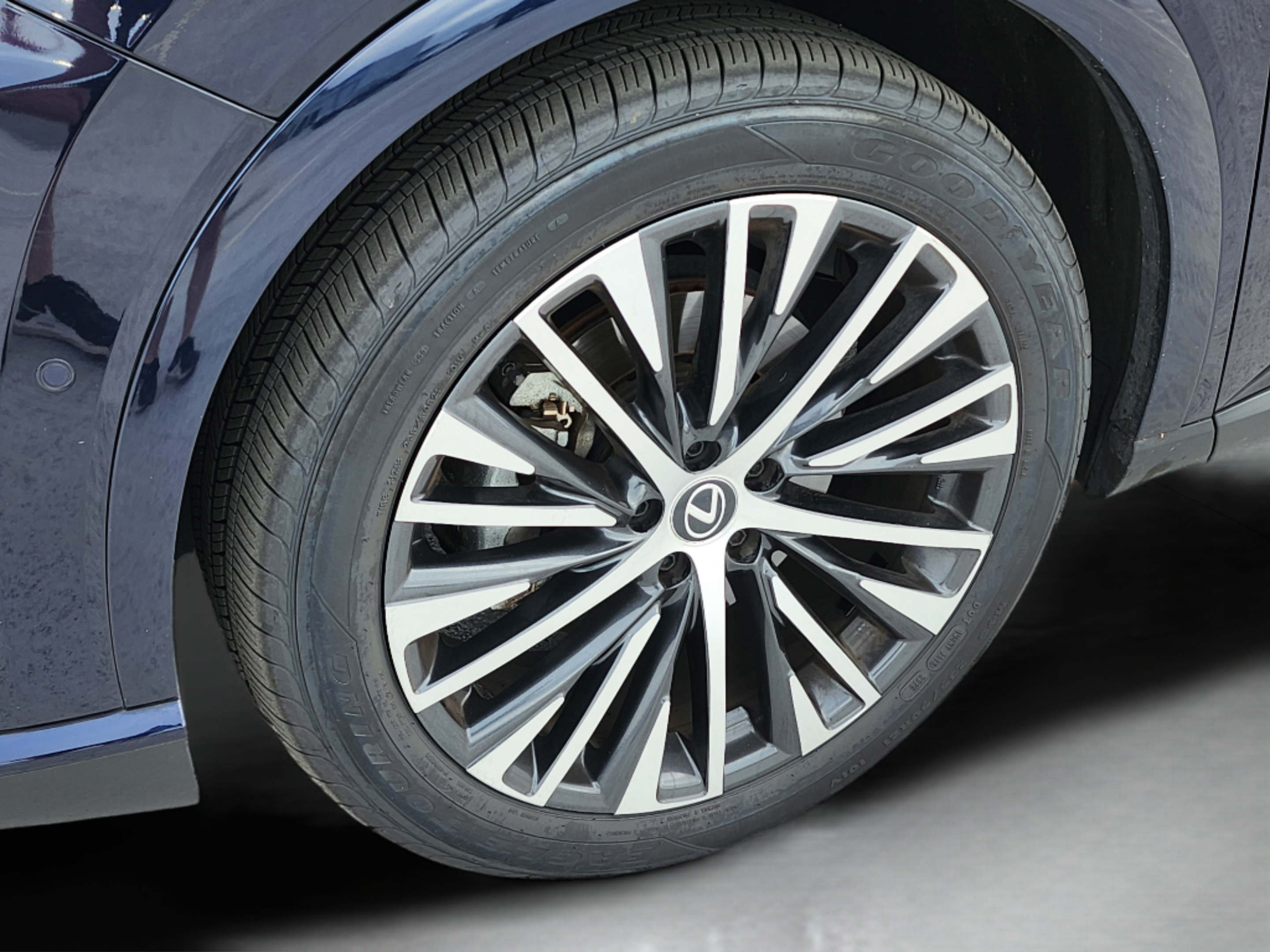 Certified 2025 Lexus RX 350 Premium Plus w/ Convenience Package FWD image 7