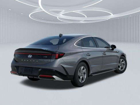 New 2026 Hyundai Sonata SE image 4