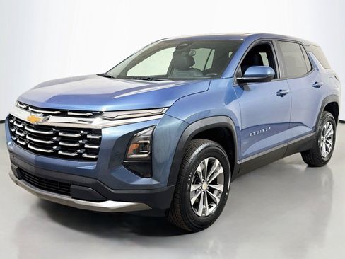 Certified 2026 Chevrolet Equinox LT w/ Convenience Package II FWD image 1