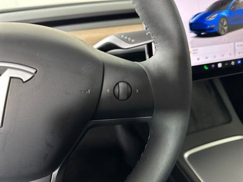 Used 2023 Tesla Model 3 Standard Range image 16