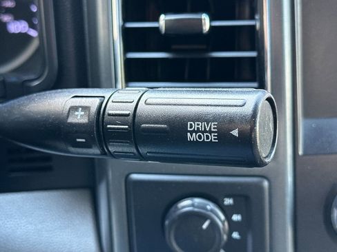 Certified 2021 Ford F550 4x4 Crew Cab Super Duty image 18