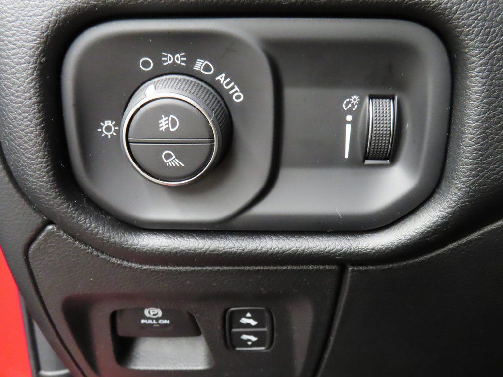 Used 2022 RAM 1500 Big Horn AWD/4WD image 43