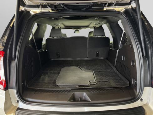 Used 2023 GMC Yukon SLT image 41