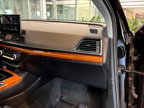 Used 2023 Audi Q5 2.0T Premium Plus w/ Premium Plus Package image 19