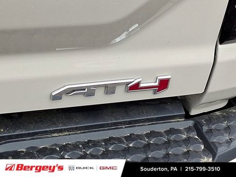 New 2026 GMC Canyon AT4 AWD/4WD image 23