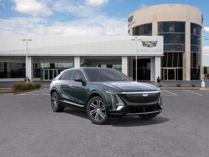 New 2026 Cadillac Lyriq Luxury w/ LPO, Floor Liner Package