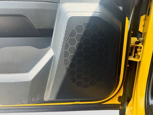 Used 2016 RAM 1500 Sport w/ Stinger Yellow Sport Package AWD/4WD image 17