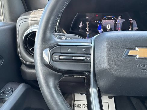 Used 2023 Chevrolet Colorado LT w/ LT Convenience Package AWD/4WD image 19