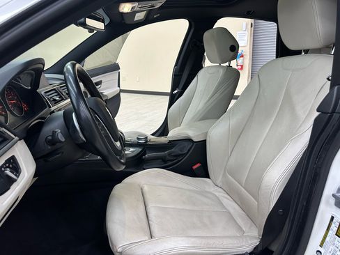 Used 2019 BMW 430i Gran Coupe w/ Convenience Package image 21