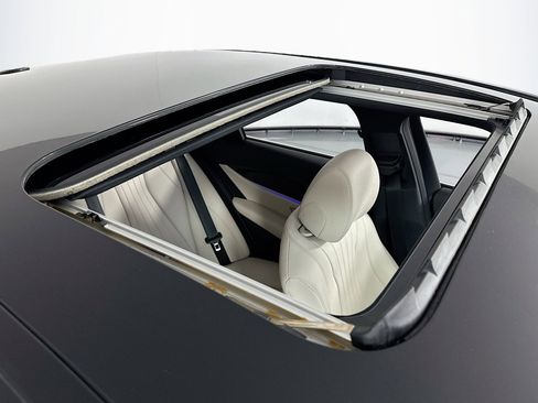 Certified 2019 Mercedes-Benz E 300 image 21