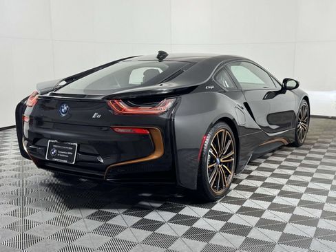 Used 2020 BMW i8 Coupe image 10