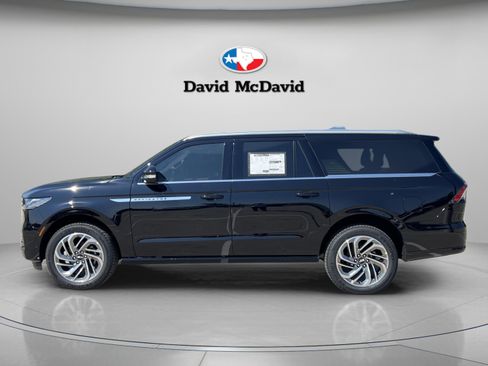 New 2025 Lincoln Navigator L Reserve image 4