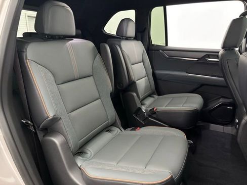 New 2026 GMC Acadia AT4 w/ Luxury Package image 40