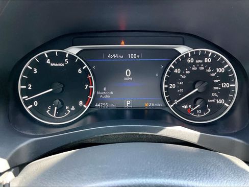 Used 2022 Nissan Altima 2.5 SV w/ SV Premium Package FWD image 51