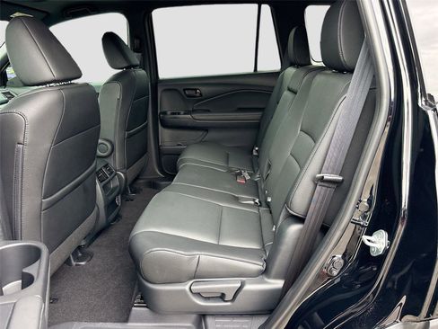 Certified 2023 Honda Passport EX-L image 29