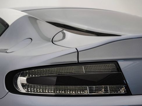Used 2015 Aston Martin V8 Vantage GT RWD image 13