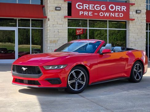Used 2024 Ford Mustang Premium RWD image 9