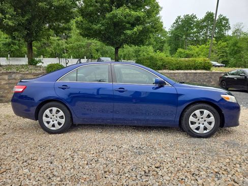Used 2010 Toyota Camry FWD image 8