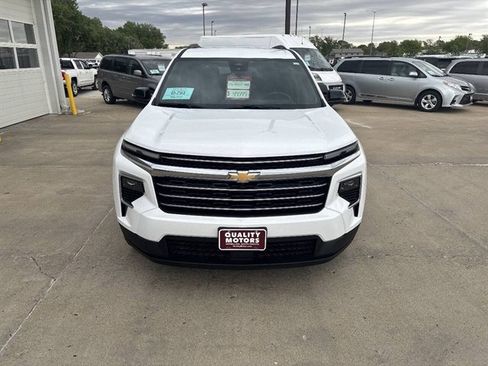 Used 2026 Chevrolet Traverse LT AWD/4WD image 23