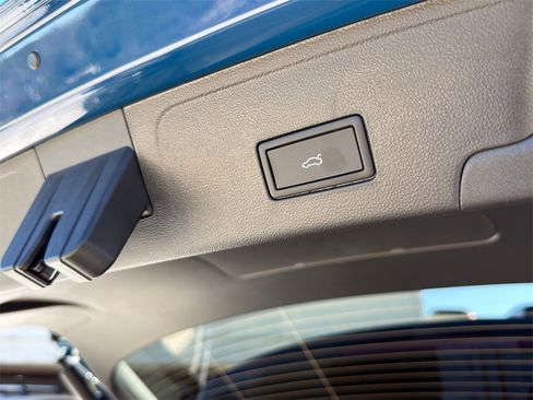 New 2026 Volkswagen Atlas Cross Sport SE image 32