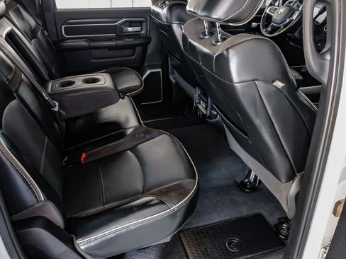 Used 2024 RAM 3500 Laramie w/ Night Edition image 35