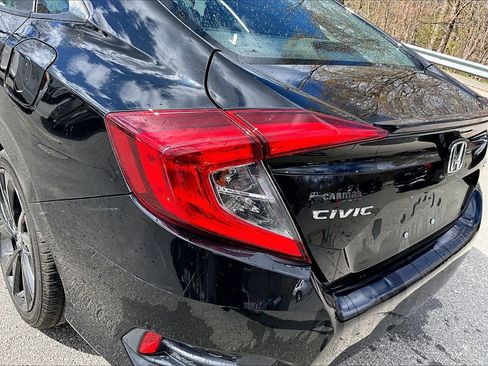 Used 2019 Honda Civic Sport image 27