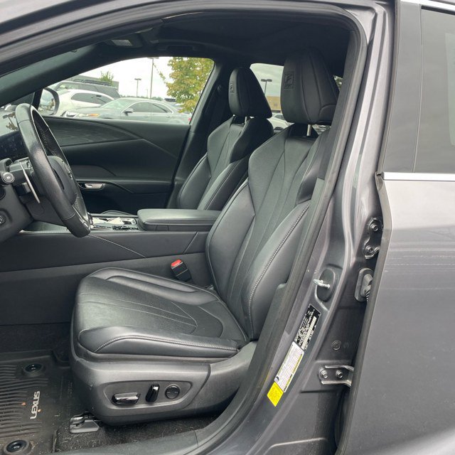Used 2023 Lexus RX 350 F Sport w/ Accessory Package AWD/4WD image 11