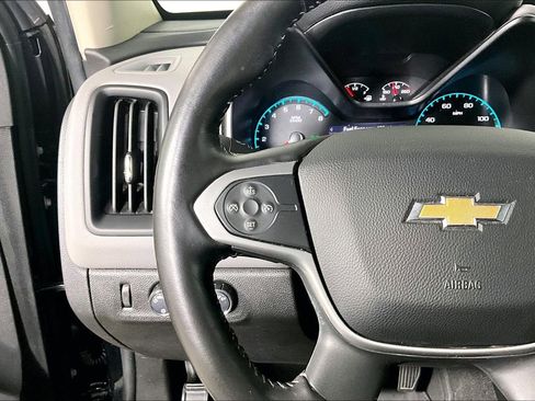 Used 2019 Chevrolet Colorado LT image 18