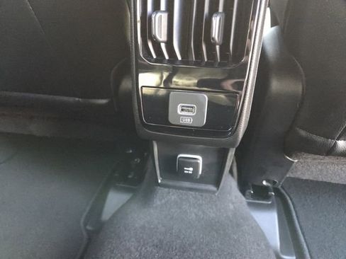 Used 2026 Jeep Compass Limited image 14