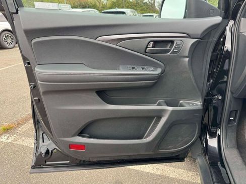 Used 2023 Honda Passport EX-L image 18