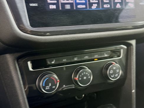 Used 2024 Volkswagen Tiguan Wolfsburg Edition image 22