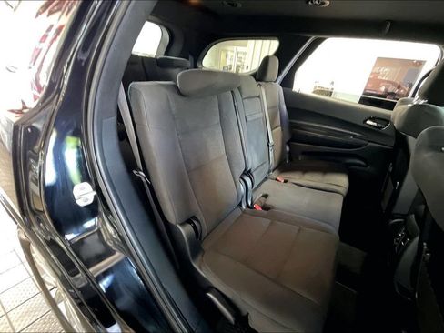 Used 2025 Dodge Durango GT RWD image 16