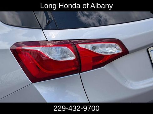 Used 2020 Chevrolet Equinox Premier FWD image 9