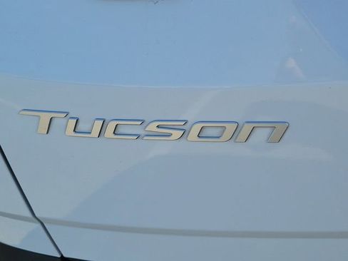 Used 2025 Hyundai Tucson SEL AWD/4WD image 32