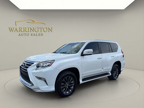 Used 2017 Lexus GX 460 Luxury w/ Sport Design Package AWD/4WD image 3