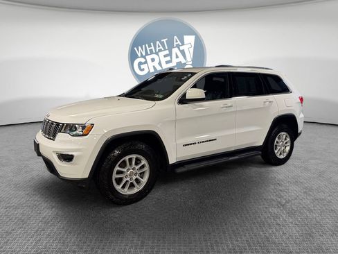 Used 2019 Jeep Grand Cherokee Laredo image 8