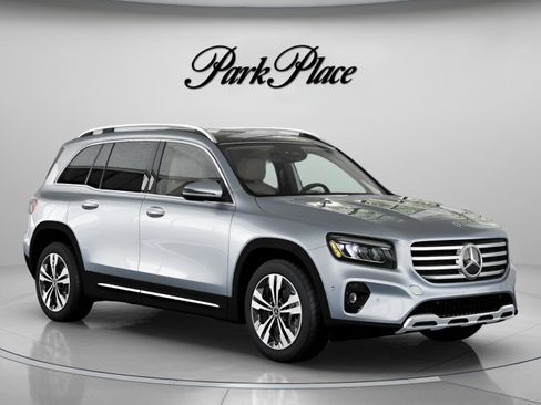 New 2026 Mercedes-Benz GLB 250 image 30